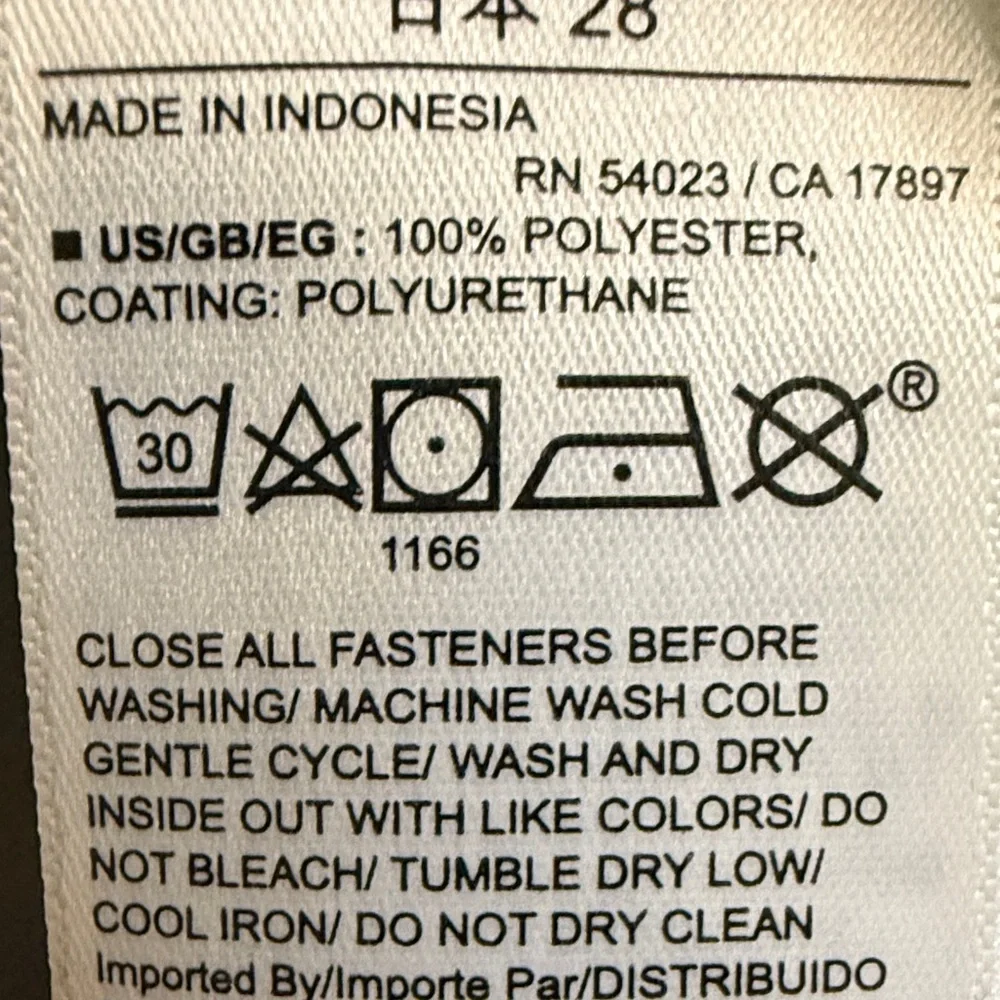 GAP Women's Cheeky Straight Leg High Rise in Black Faux Leather - Picture 10 of 10